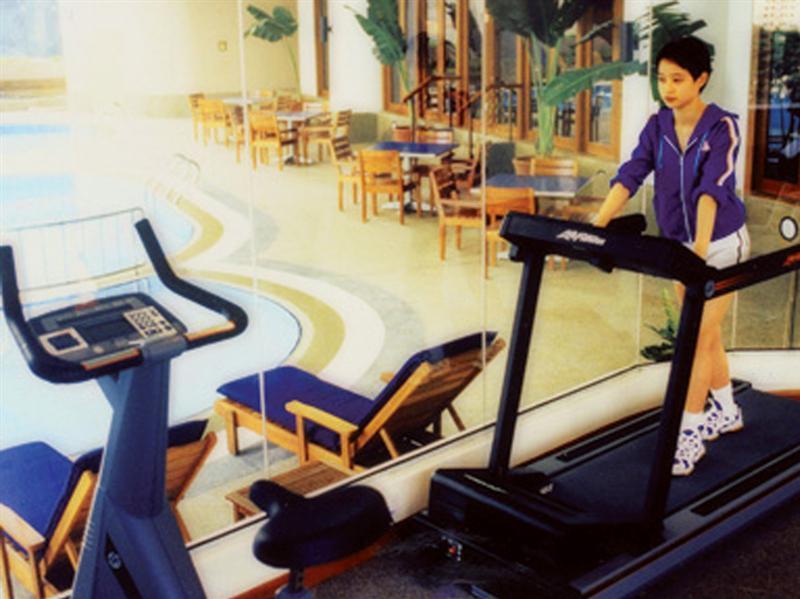 Dorsett Kuala Lumpur Hotel Exterior foto A treadmill