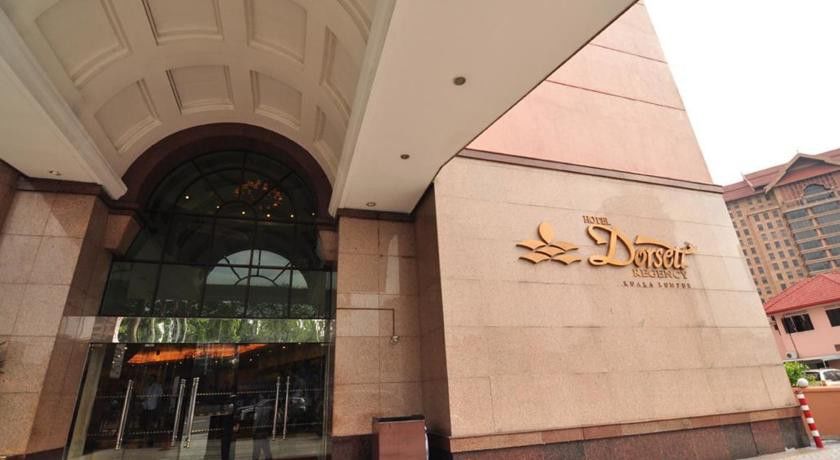 Dorsett Kuala Lumpur Hotel Exterior foto The hotel's main entrance